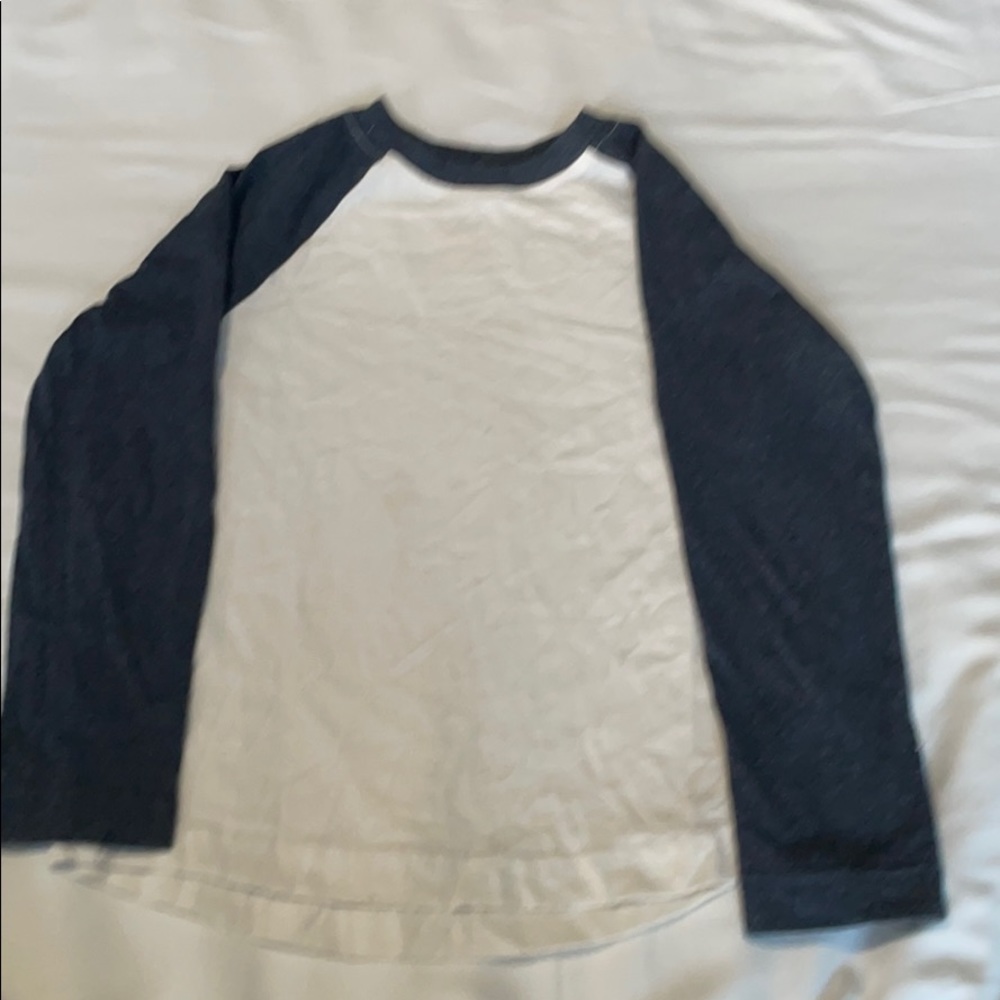 Shirts - Picture 7 of 10